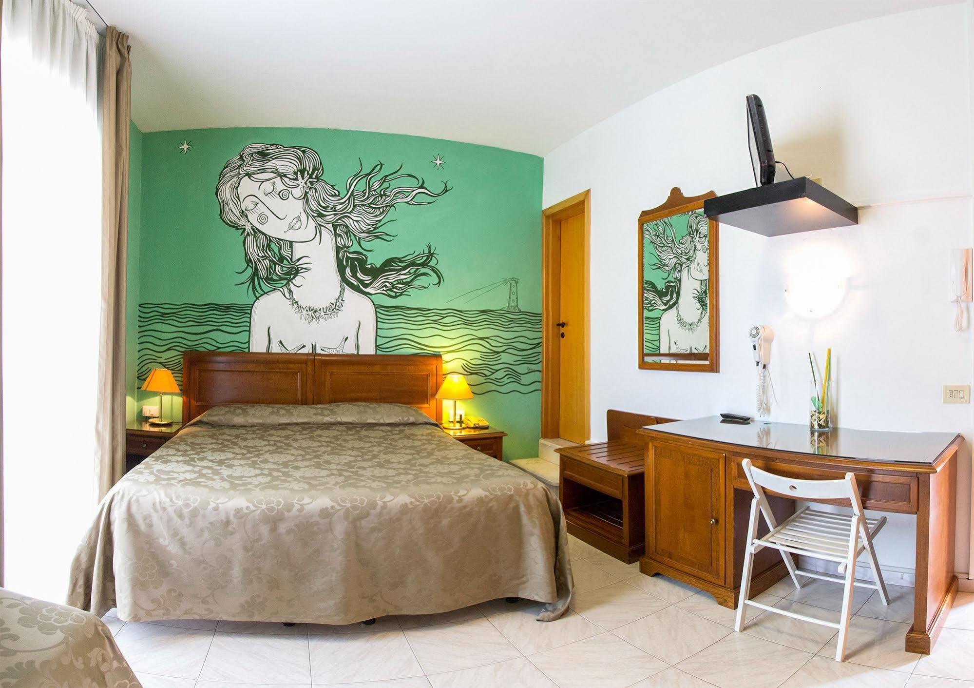 Hotel Regina Lido di Camaiore Buitenkant foto